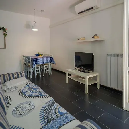 Sciacchetra With Ac & Patio *