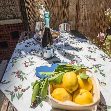 Sciacchetra With Ac & Patio *