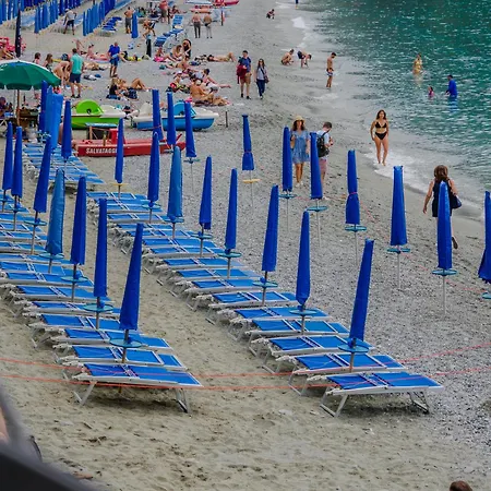 Sciacchetra With Ac & Patio *